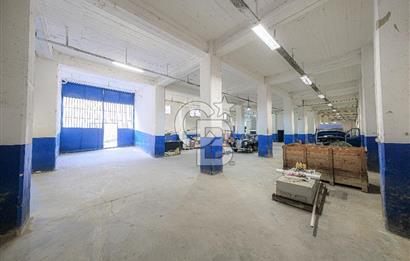 DEREBOYU CADDESİ ÜZERİNDE BASIN EKSPRES PARALELİ 1400 m2 DEPO