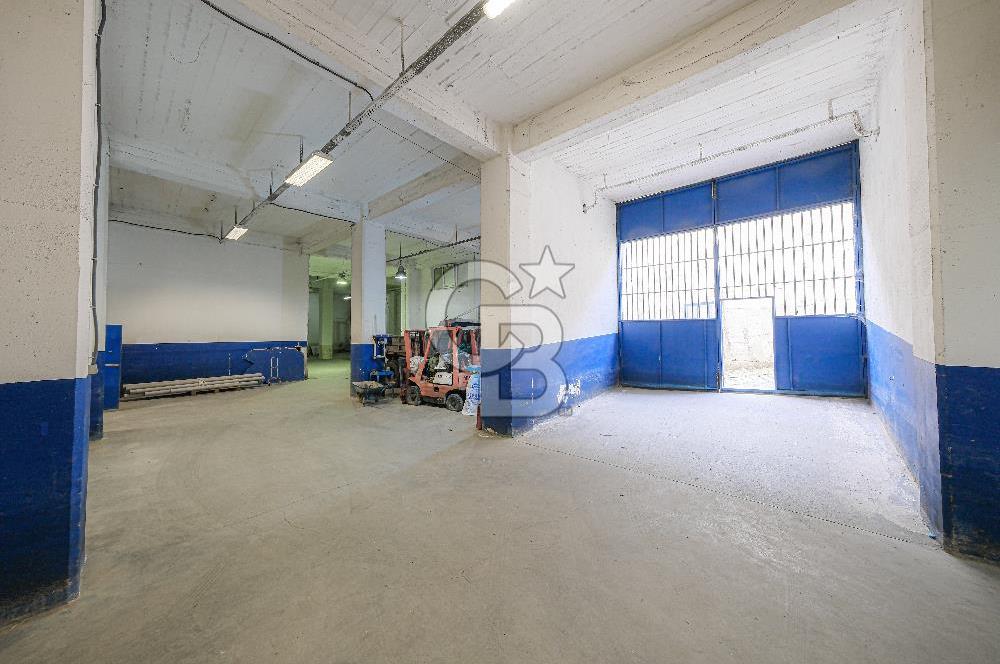DEREBOYU CADDESİ ÜZERİNDE BASIN EKSPRES PARALELİ 1400 m2 DEPO