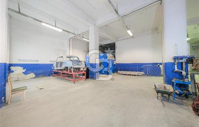 DEREBOYU CADDESİ ÜZERİNDE BASIN EKSPRES PARALELİ 1400 m2 DEPO