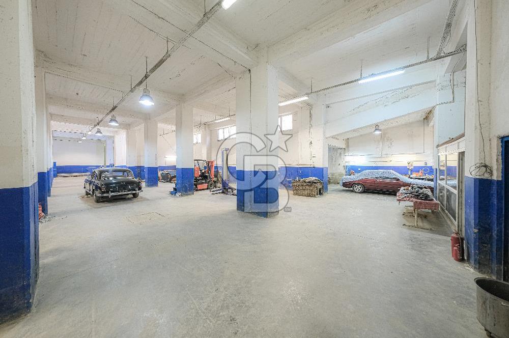 DEREBOYU CADDESİ ÜZERİNDE BASIN EKSPRES PARALELİ 1400 m2 DEPO
