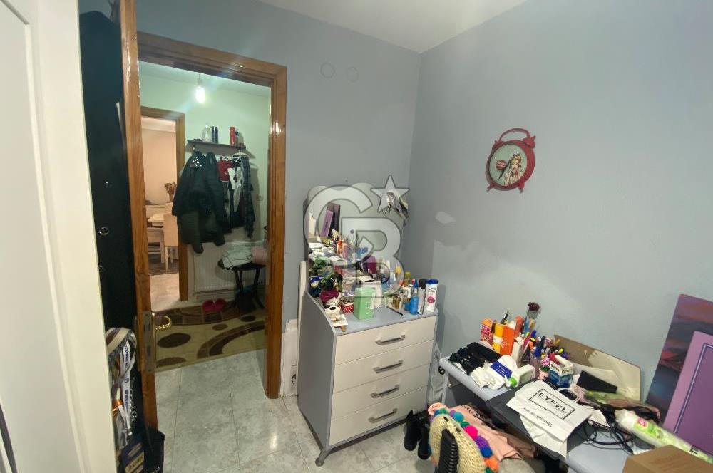 Karşıyaka  Örnekköy Mah’de Satılık 4 Katlı Bina 