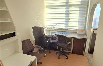 avcılar merkezde, erdal iş merkezinde satılık ofis.