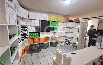 avcılar merkezde, erdal iş merkezinde satılık ofis.