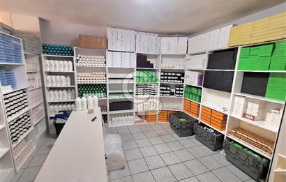 avcılar merkezde, erdal iş merkezinde satılık ofis.