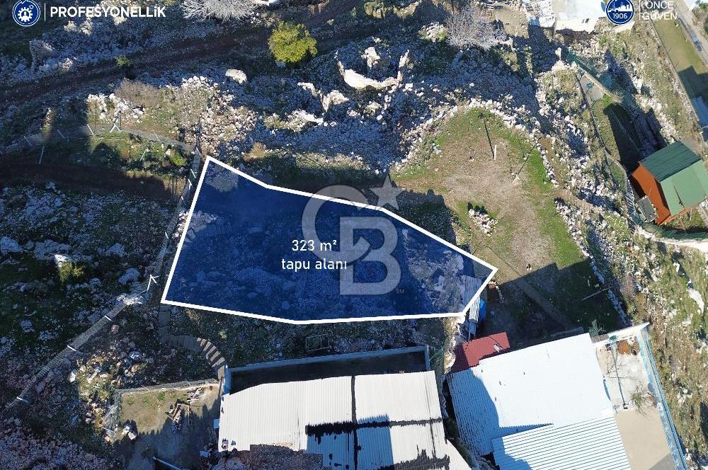 Karaburun Çatalkaya Köy Merkez'inde 323 m² İmarlı Arsa