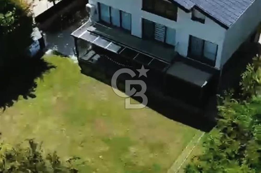 İNCEKTE 1000 m2 ARSA ÜZERİNDE 450 m2 ULTRA LÜKS 6,5+1 VİLLA