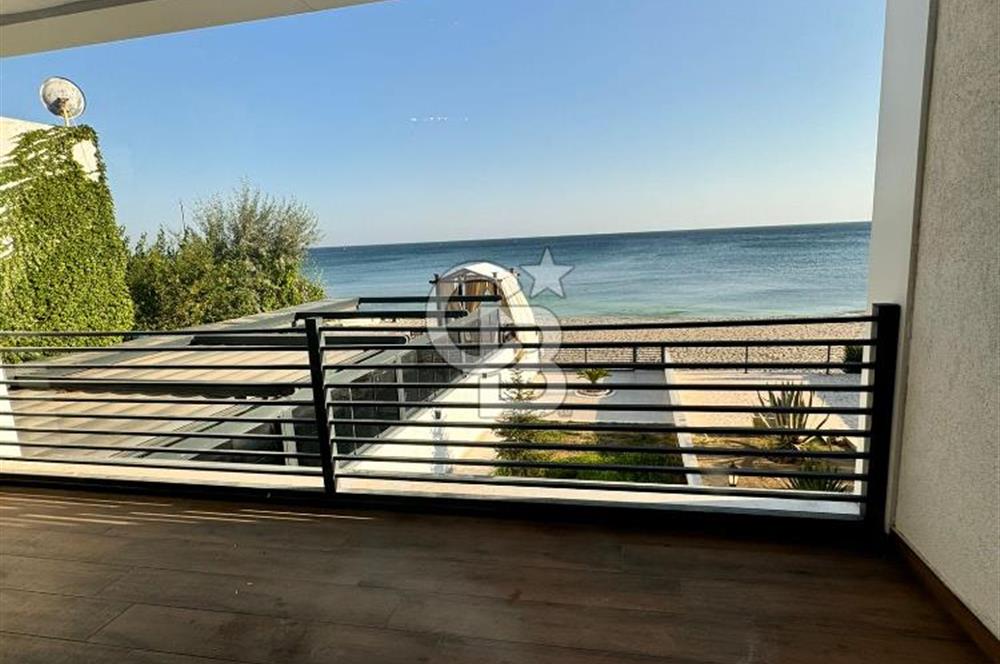 Kumburgaz celaliyede denize sıfır satılık villa