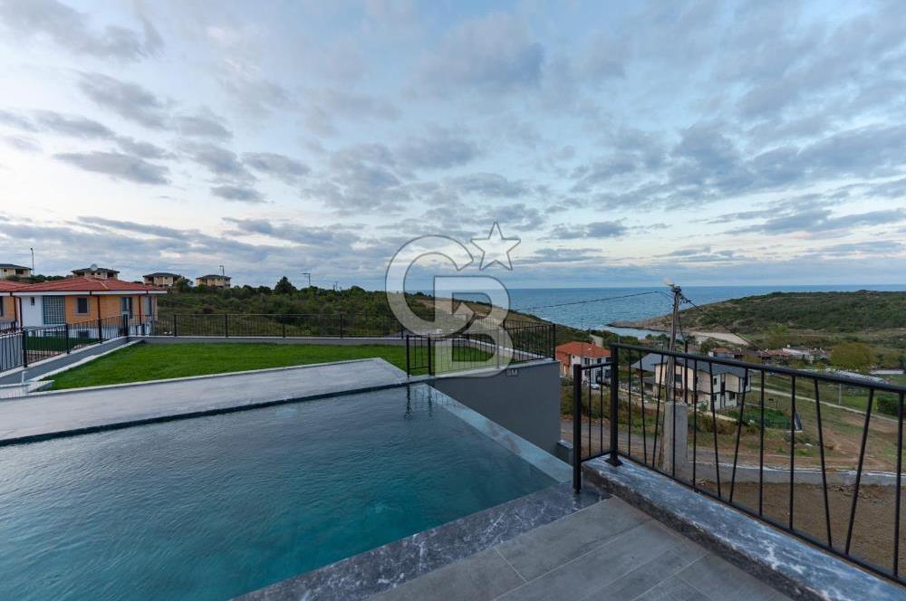 Şile Karacaköy'de Full Deniz manzaralı Müstakil Villa