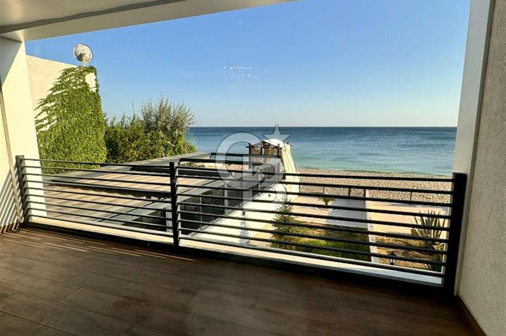 Kumburgaz celaliyede denize sıfır satılık villa