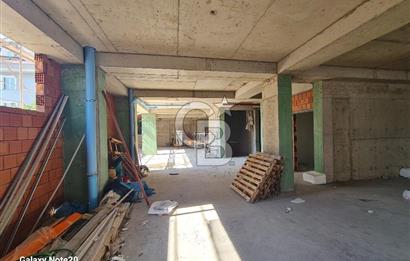 Ümraniye Tatlısu Mahallesinde 420  M2 Net Bacalı Satılık Dükkan