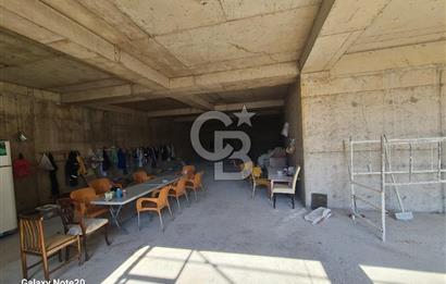 Ümraniye Tatlısu Mahallesinde 420  M2 Net Bacalı Satılık Dükkan
