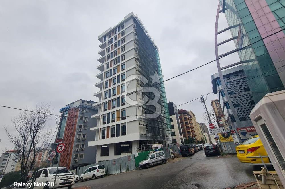 Ümraniye Tatlısu Mahallesinde 420  M2 Net Bacalı Satılık Dükkan