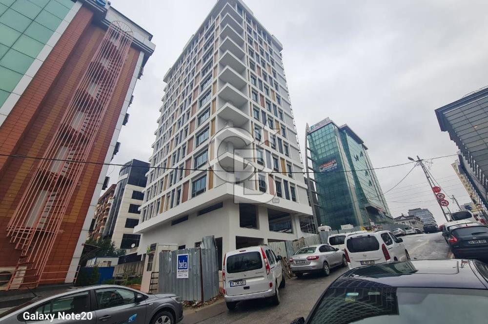 Ümraniye Tatlısu Mahallesinde 420  M2 Net Bacalı Satılık Dükkan