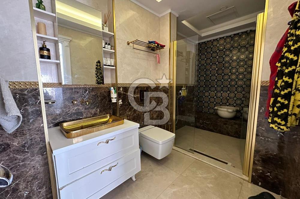 BAHÇEŞEHİR GÖLET MANZARALI ACİL SATILIK VİLLA