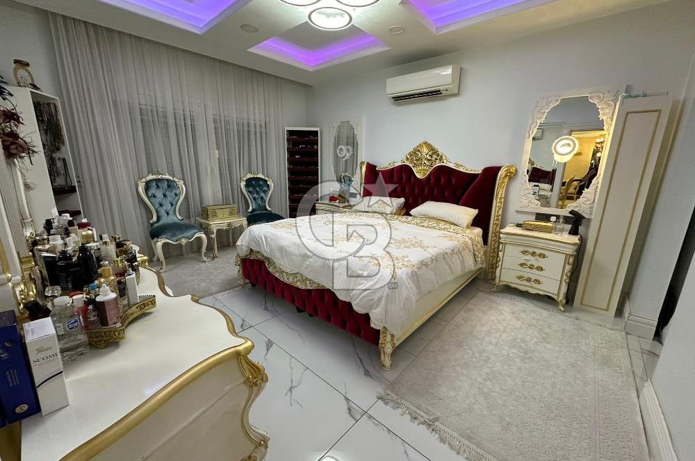 BAHÇEŞEHİR GÖLET MANZARALI ACİL SATILIK VİLLA