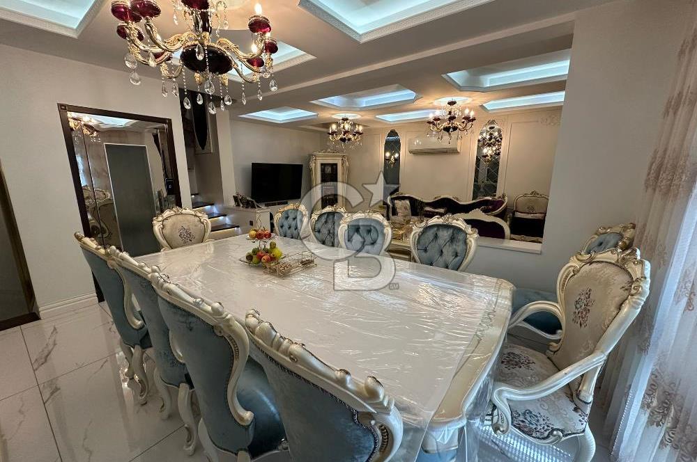 BAHÇEŞEHİR GÖLET MANZARALI ACİL SATILIK VİLLA