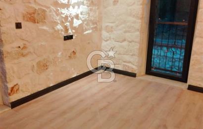 Antalya Adrasan'da Satılık 480 M² 4+3 Lüks Taş Villa