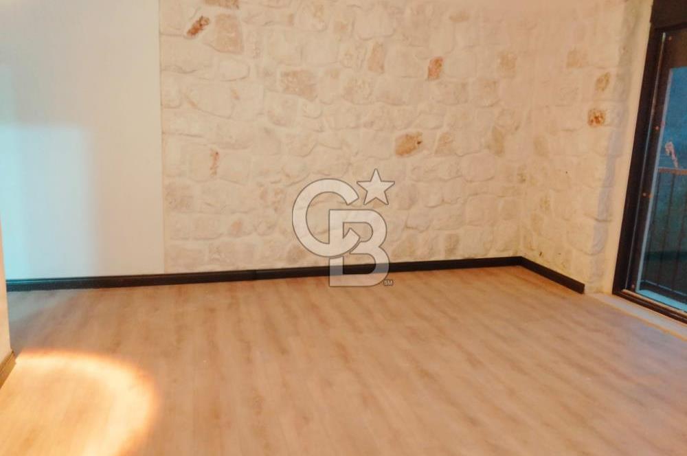 Antalya Adrasan'da Satılık 480 M² 4+3 Lüks Taş Villa