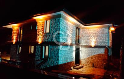 Antalya Adrasan'da Satılık 480 M² 4+3 Lüks Taş Villa
