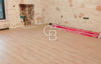 Antalya Adrasan'da Satılık 480 M² 4+3 Lüks Taş Villa