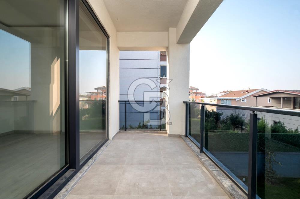 CB AMBIANCE'DAN GÜMÜŞLÜK TERAS BAHÇE EVLERİNDE 4+1 BAHÇE DUBLEKS