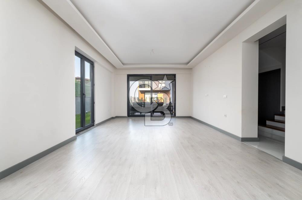 CB AMBIANCE'DAN GÜMÜŞLÜK TERAS BAHÇE EVLERİNDE 4+1 BAHÇE DUBLEKS