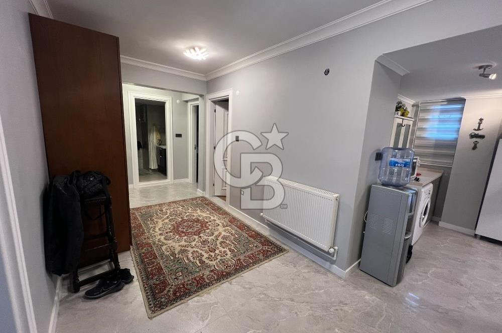 Asansör Yakını Mithatpaşa Cadde Üzeri Tadilatlı Bakımlı Daire