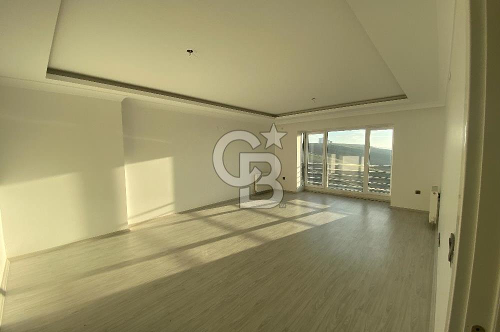 TURKUAZ PANORAMA EVLERİNDE KİRALIK 4+1 BAKIMLI DAİRE