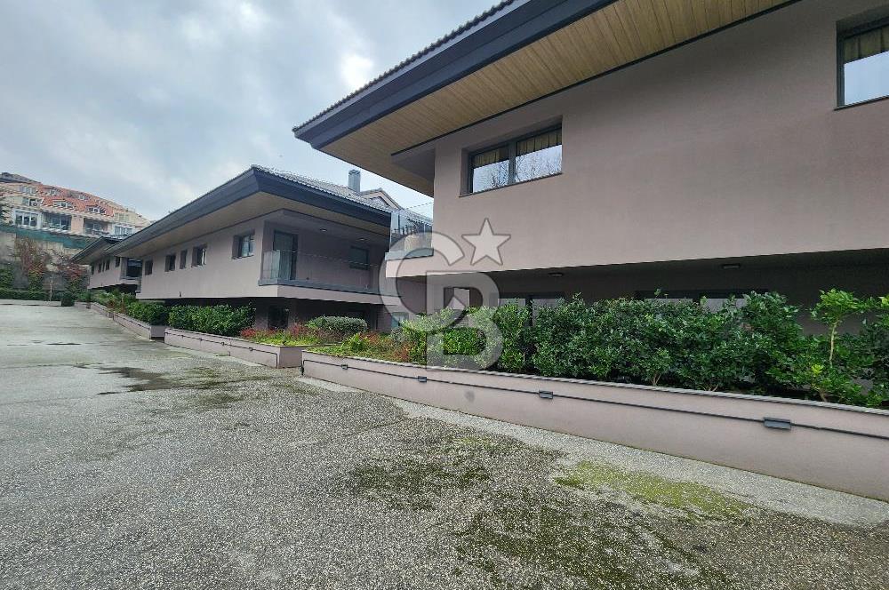 SARIYER MADEN SEMTİNDE SİTE OZELİKLİ SATILIK 2+1 DAİRE TERASLI HAVUZLU OTOPARKLI 