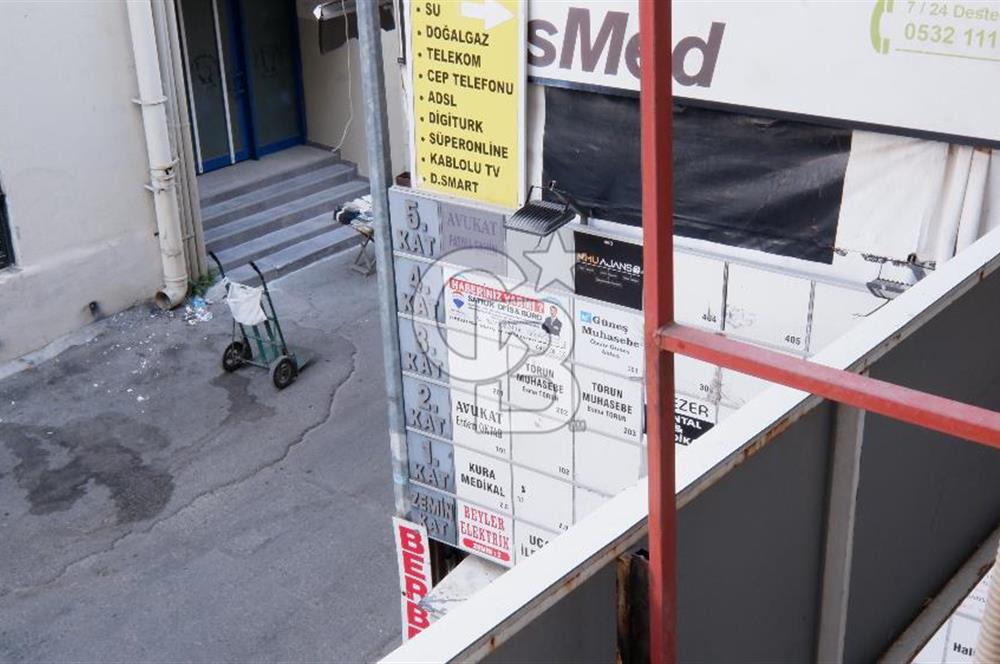 KONAK MERKEZ'DE SATILIK DÜKKAN