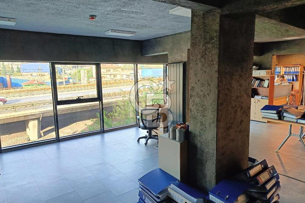 CB AKADEMİ SATILIK GEBZE İSTASYON D100 CEPHE SATILIK TİCARİ BİNA