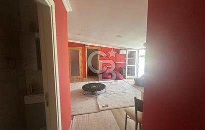 Seferihisar Camikebir Mahallesinde Lüks 7+2 Çatı Dubleksi