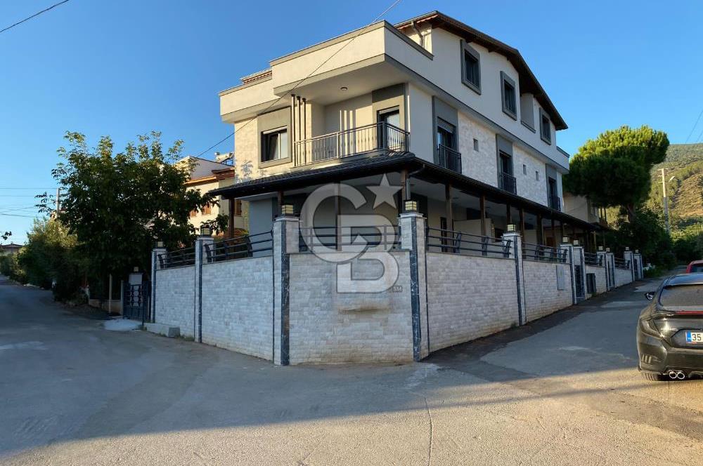 MENDERES ÖZDERE'DE SATILIK SIFIR DENİZ MANZARALI 3+1 VİLLA!
