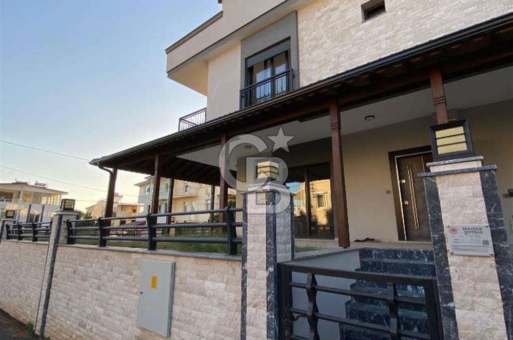 MENDERES ÖZDERE'DE SATILIK SIFIR DENİZ MANZARALI 3+1 VİLLA!