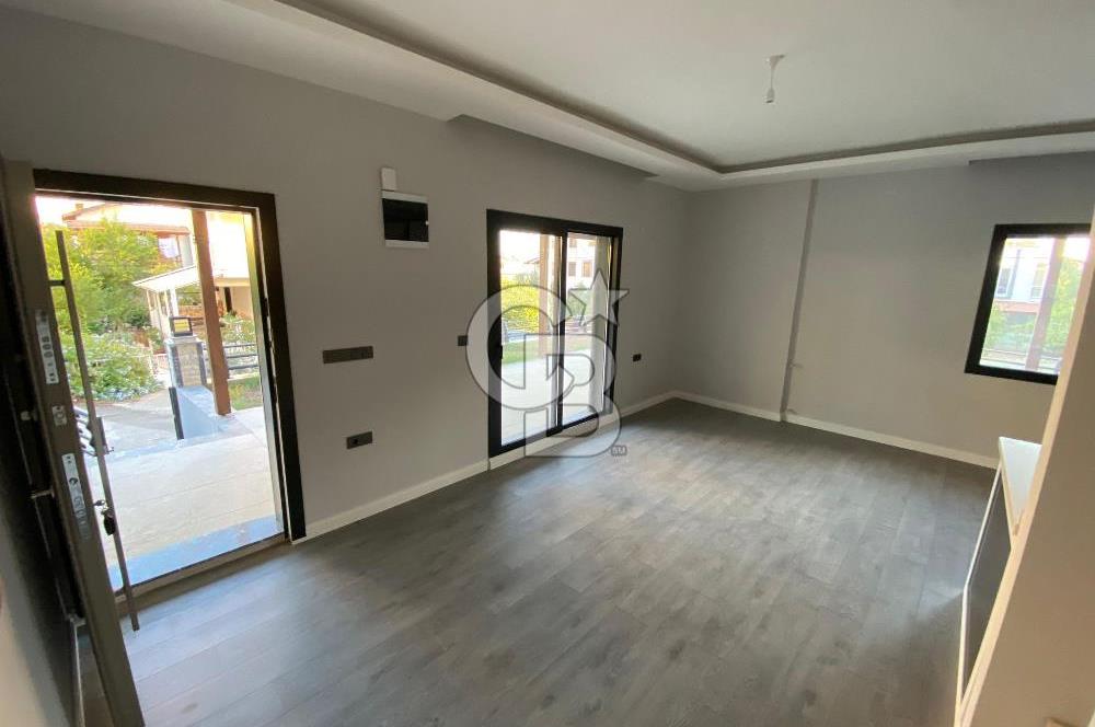 MENDERES ÖZDERE'DE SATILIK SIFIR DENİZ MANZARALI 3+1 VİLLA!