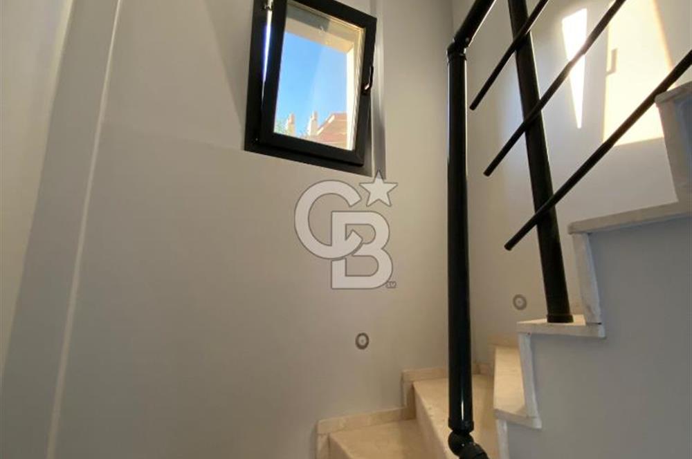 MENDERES ÖZDERE'DE SATILIK SIFIR DENİZ MANZARALI 3+1 VİLLA!