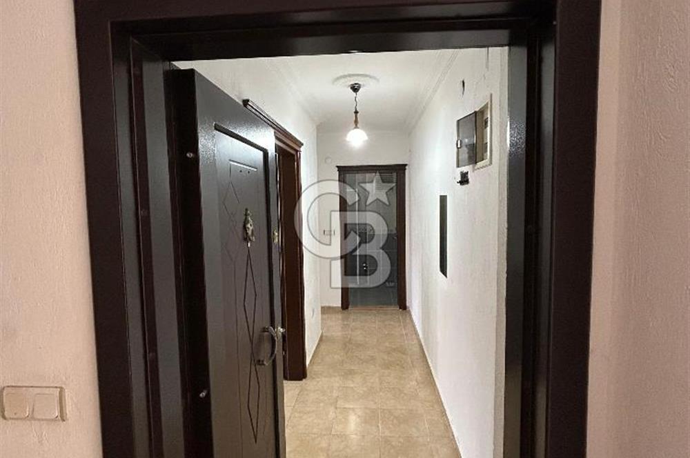 MERKEZDE GİRİŞ KAT GENİŞ 1+1 DAİRE 