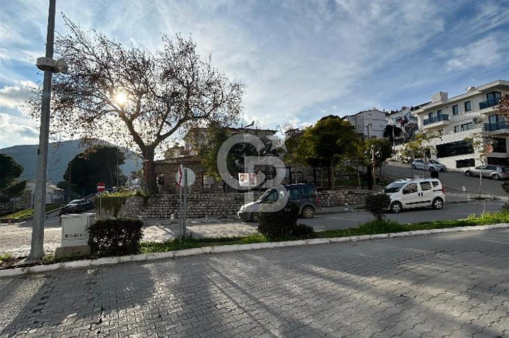 GİRİŞ  CADDE ÜZERİNDE FIRSAT SATILIK HER İŞE UYGUN DÜKKAN