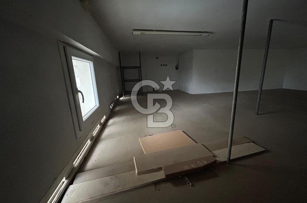 GİRİŞ  CADDE ÜZERİNDE FIRSAT SATILIK HER İŞE UYGUN DÜKKAN