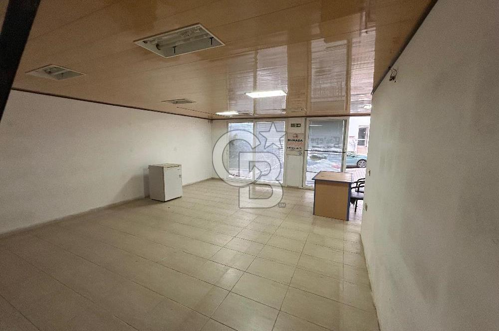 GİRİŞ  CADDE ÜZERİNDE FIRSAT SATILIK HER İŞE UYGUN DÜKKAN