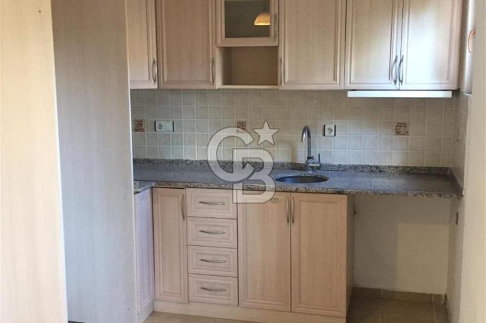 MERKEZDE GİRİŞ KAT GENİŞ 1+1 DAİRE 