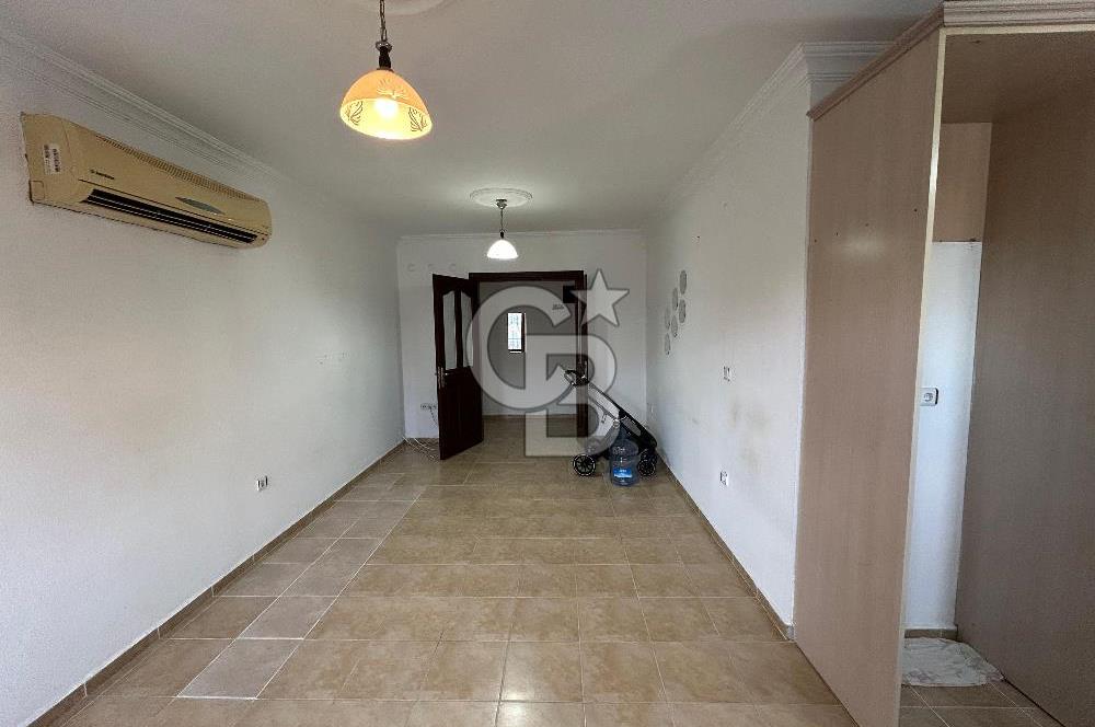 MERKEZDE GİRİŞ KAT GENİŞ 1+1 DAİRE 