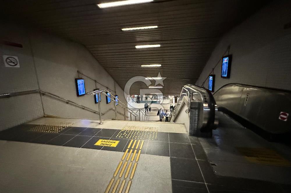 Kiralık 375 m2 Dükkan Fevzipaşa Bulvarında Çankaya Metro çıkışında