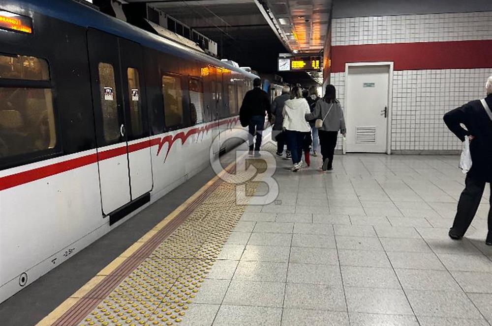 Kiralık 375 m2 Dükkan Fevzipaşa Bulvarında Çankaya Metro çıkışında
