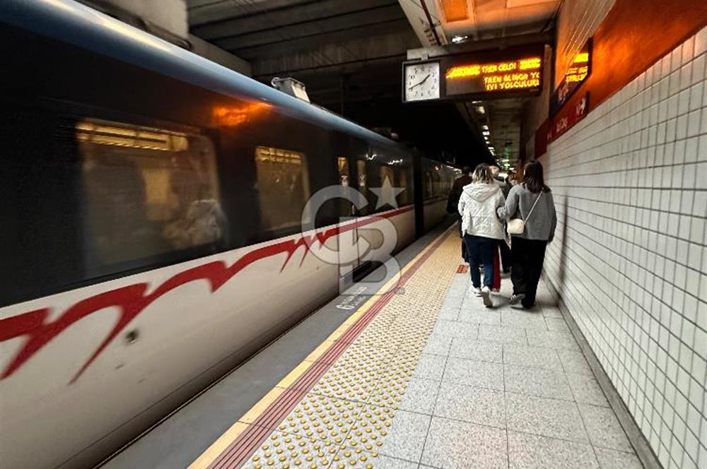 Kiralık 375 m2 Dükkan Fevzipaşa Bulvarında Çankaya Metro çıkışında