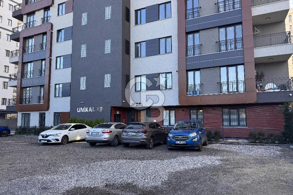 Çekmeköy Taşdelen Unikal Rezidans’ta 2+1 Giriş Kat 95 m² Satılık Daire