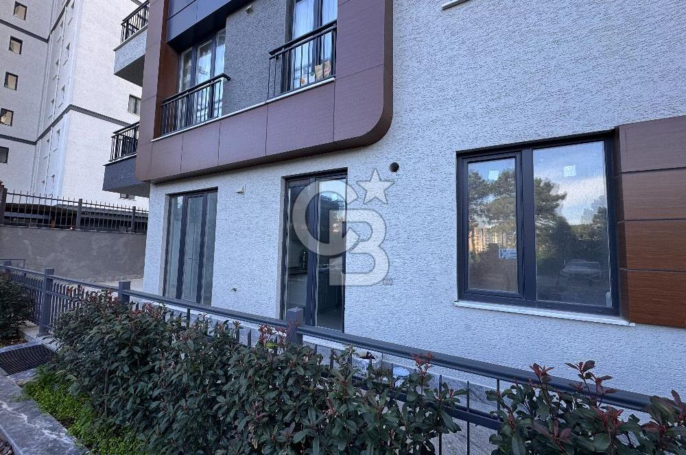 Çekmeköy Taşdelen Unikal Rezidans’ta 2+1 Giriş Kat 95m² Teraslı Satılık Daire
