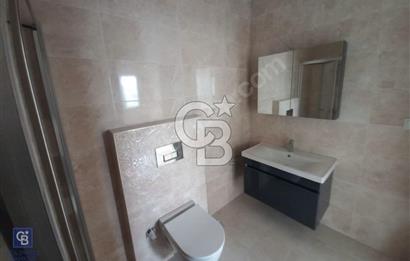SUADİYE SAHİLDE KISMİ DENİZ MANZARALI 3+1 NET 82 m2 DAİRE
