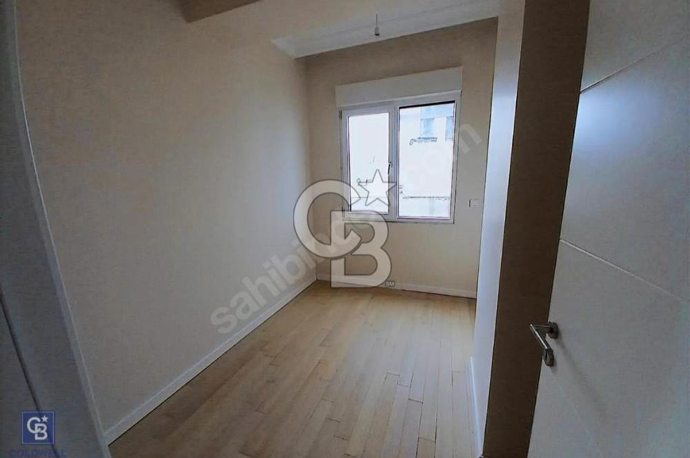 SUADİYE SAHİLDE KISMİ DENİZ MANZARALI 3+1 NET 82 m2 DAİRE