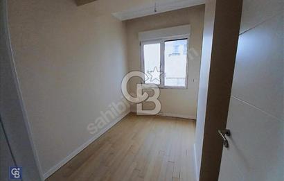 SUADİYE SAHİLDE KISMİ DENİZ MANZARALI 3+1 NET 82 m2 DAİRE